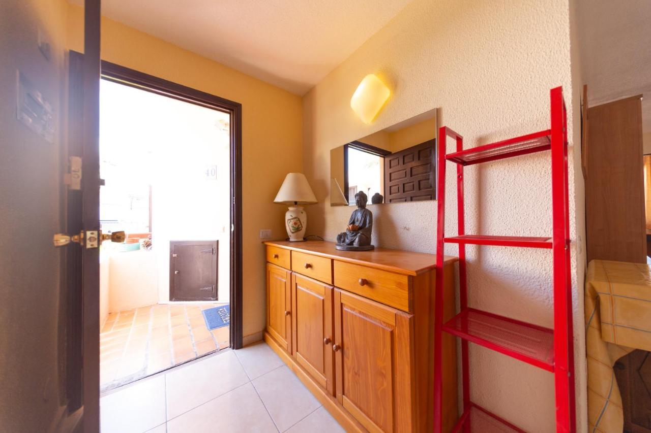 Apartamento En Sur Y Sol Los Cristianos Los Cristianos  Buitenkant foto